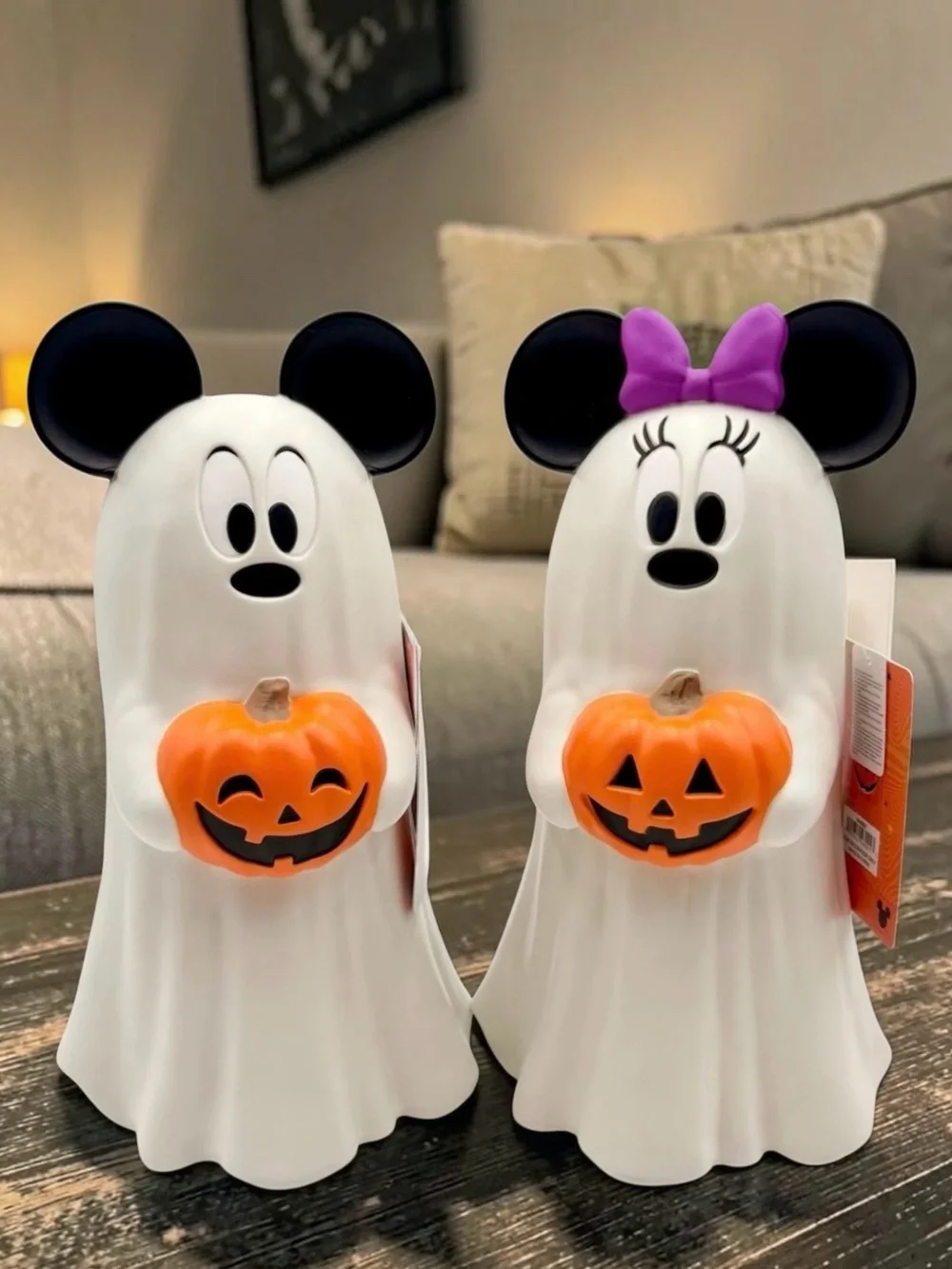 NEW 2026 Disney Halloween Ghost Mickey & Minnie Mouse Pumpkin Light Up Decor NWT